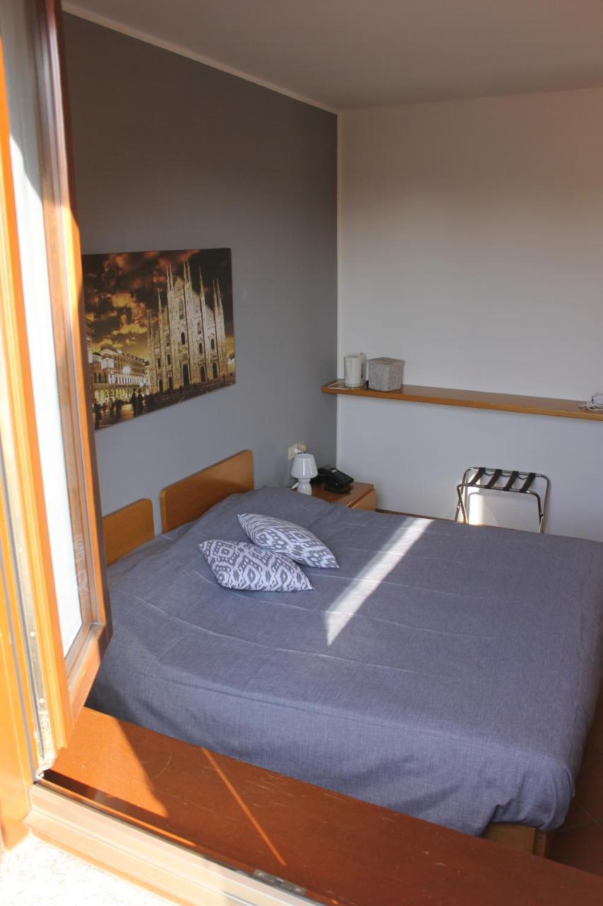 Albergo La Scaletta 坎图 外观 照片