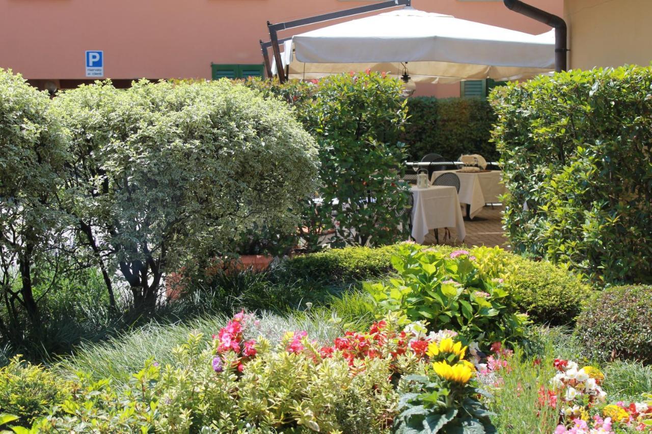 Albergo La Scaletta 坎图 外观 照片